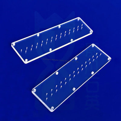 अनुकूलित उच्च परिशुद्धता लेजर ड्रिलिंग क्वार्ट्ज ग्लास प्लेट 0.5-100 मिमी मोटाई और 1100 °C तापमान प्रतिरोध के साथ