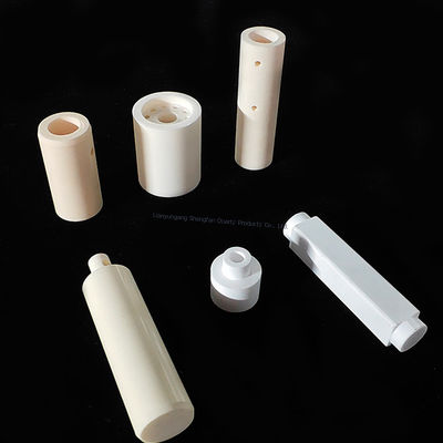 अनुकूलन योग्य 1600° उच्च-तापमान प्रतिरोधी 99% एल्यूमिना सिरेमिक रिफ्रैक्टरी उत्पाद