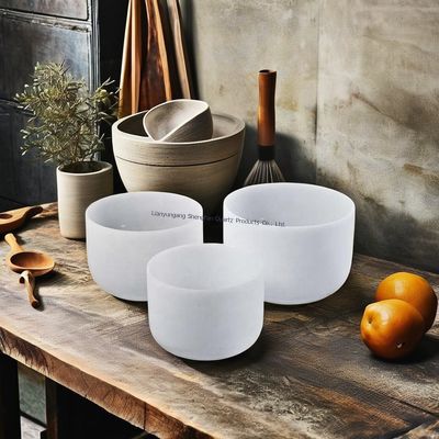 शुद्ध क्वार्ट्ज क्रिस्टल गायन कटोरा चक्र उपचार के लिए सामंजस्य अनुनाद और डिजिटल संगीत पैमाने के साथ सेट