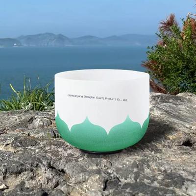 शुद्ध क्वार्ट्ज क्रिस्टल गायन कटोरा चक्र उपचार और ध्यान के लिए डिजिटल संगीत पैमाने के साथ सेट