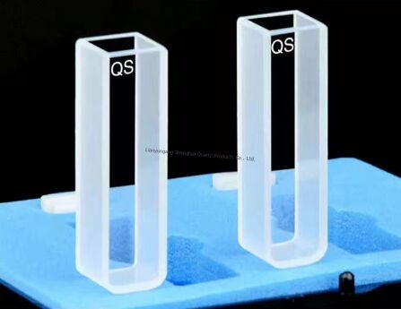 उच्च तापमान और संक्षारण प्रतिरोधी क्वार्ट्ज ग्लास कलरमीटर क्यूवेट, 3.5ml क्षमता के साथ