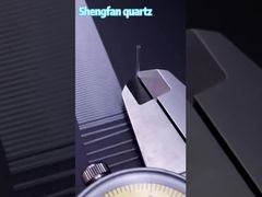 यह एक क्वार्ट्ज़ केशिका ट्यूब है जो बाल के एक धागे के समान मोटाई की है।